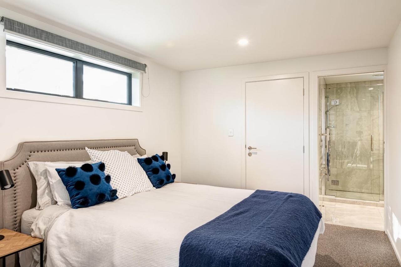 モトゥイーカ Blue House On The Quay Bed & Breakfast エクステリア 写真